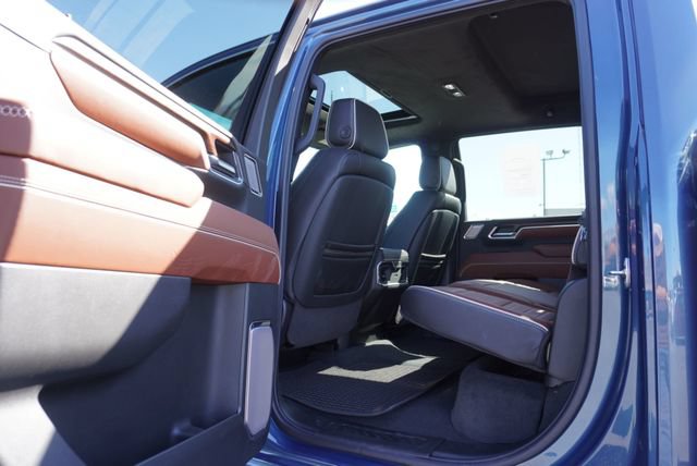 Used 2026 GMC Sierra 3500 Denali Ultimate AWD/4WD image 22