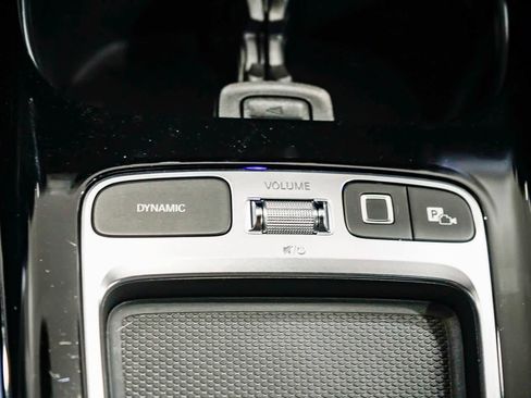 Used 2026 Mercedes-Benz GLB 250 image 23