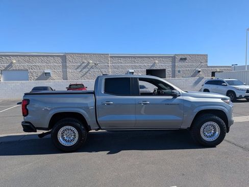 Used 2024 Chevrolet Colorado LT w/ LT Convenience Package image 4