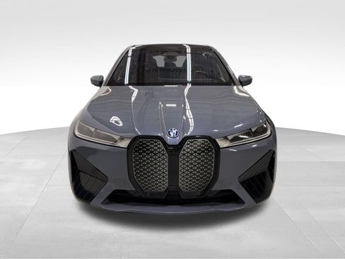 Used 2024 BMW iX xDrive50 w/ Premium Package AWD/4WD image 8