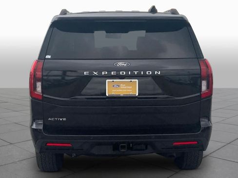 Certified 2026 Ford Expedition Active RWD image 5