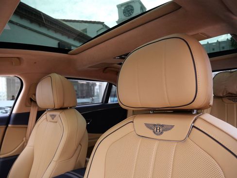New 2026 Bentley Flying Spur Plug-In Hybrid image 18
