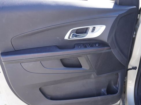 Used 2015 Chevrolet Equinox LT w/ Driver Convenience Package FWD image 17
