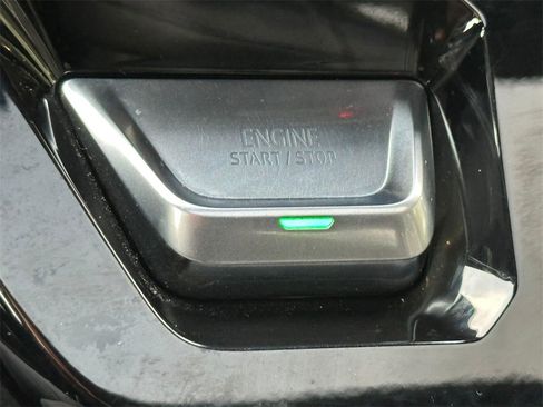 Used 2022 GMC Sierra 1500 AT4X image 32