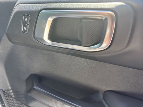 Certified 2025 Ford Bronco Outer Banks AWD/4WD image 19