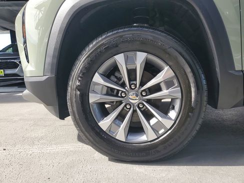 New 2026 Chevrolet Equinox LT w/ LPO, Floor Liner Package image 6