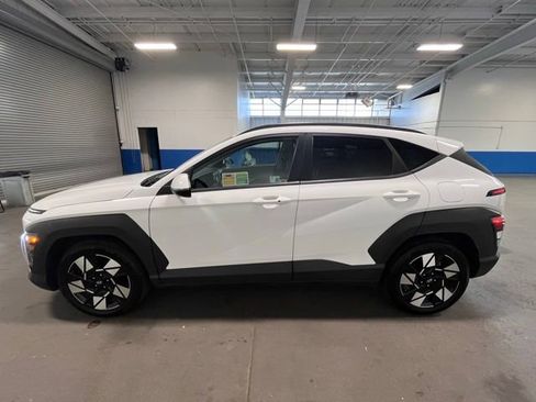 Used 2024 Hyundai Kona SEL image 6