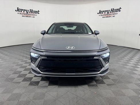 Used 2024 Hyundai Sonata SEL AWD/4WD image 5