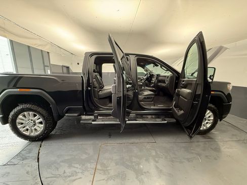 Used 2020 GMC Sierra 2500 Denali w/ Gooseneck/5TH Wheel Package AWD/4WD image 20