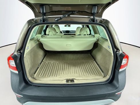 Used 2015 Volvo XC70 3.2 Premier w/ Protection Package AWD/4WD image 26