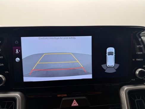 Used 2022 Kia Sorento S image 23