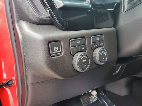 Used 2026 Chevrolet Silverado 1500 LT image 24