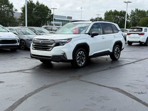 Certified 2026 Subaru Forester Premium AWD/4WD image 1