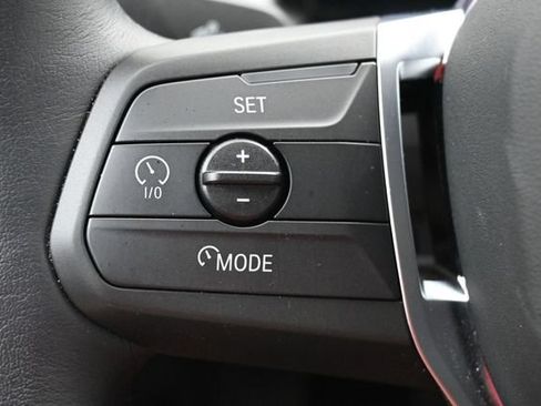 Used 2026 BMW X2 xDrive28i AWD/4WD image 11