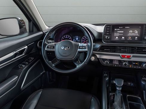 Used 2020 Kia Telluride S w/ S 8 Passenger Seating Package image 28