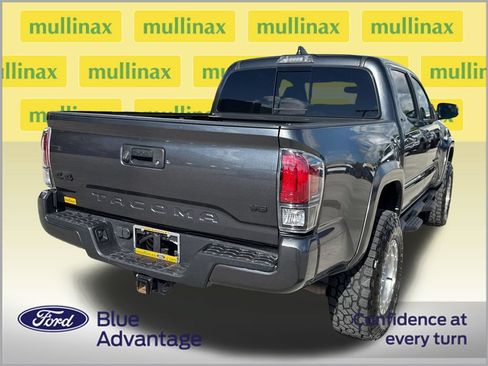 Used 2023 Toyota Tacoma SR5 w/ Technology Package AWD/4WD image 4