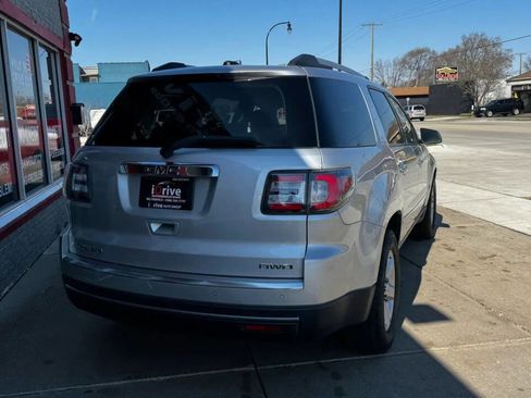Used 2016 GMC Acadia SLE image 5