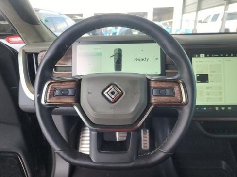 Used 2022 Rivian R1T Adventure image 10