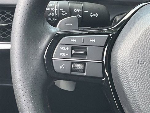 Certified 2025 Acura ADX A-Spec image 14