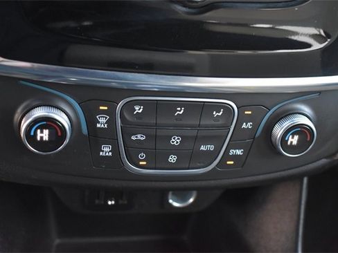 Certified 2022 Chevrolet Traverse LS image 27