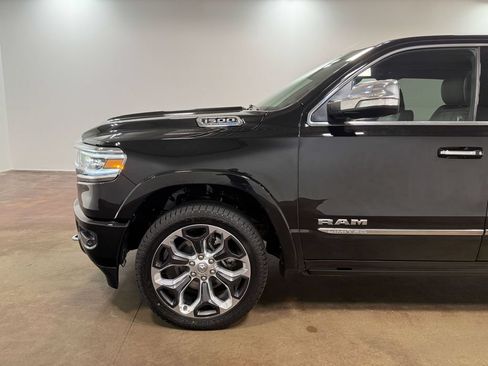 Used 2022 RAM 1500 Limited w/ Body-Colour Bumper Group AWD/4WD image 39