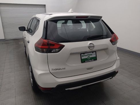 Used 2020 Nissan Rogue S FWD image 6