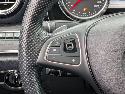 Used 2018 Mercedes-Benz E 300 4MATIC image 20