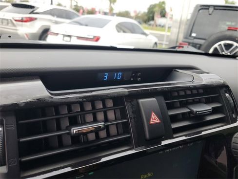 Used 2018 Toyota 4Runner SR5 image 22