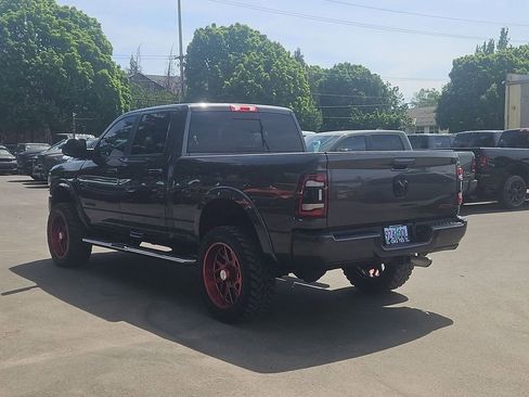 Used 2020 RAM 2500 Laramie w/ Night Edition AWD/4WD image 5