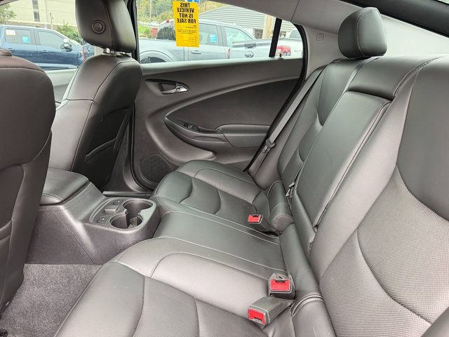Used 2018 Chevrolet Volt Premier w/ Driver Confidence Package FWD image 12