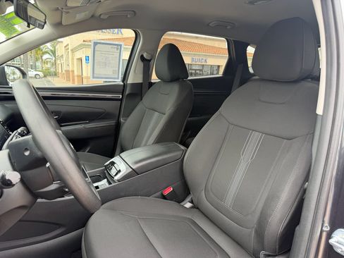 Used 2024 Hyundai Tucson SEL FWD image 9
