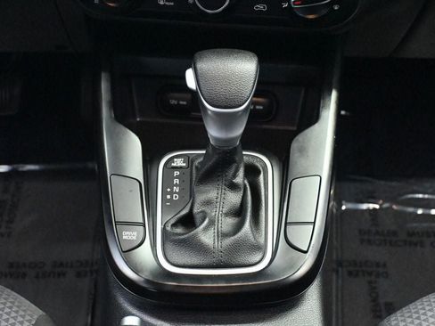 Used 2024 Kia Soul LX FWD image 15