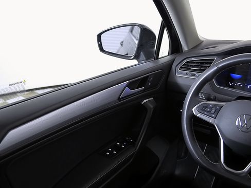 Used 2024 Volkswagen Tiguan S AWD/4WD image 24