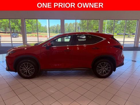 Used 2025 Lexus NX 250 FWD w/ Accessory Package (K3) image 4