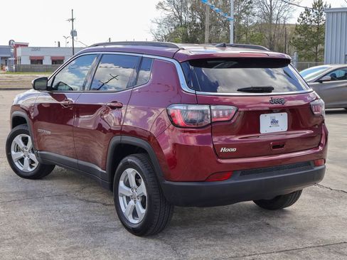 Used 2021 Jeep Compass Latitude w/ Convenience Group image 2