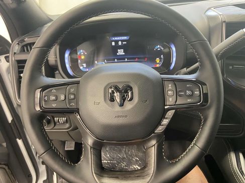 New 2025 RAM 2500 Limited image 23