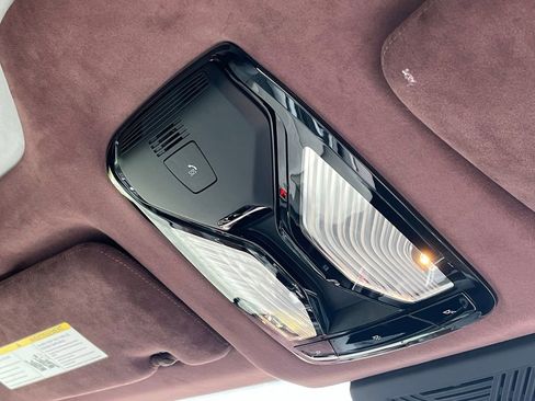 Certified 2023 BMW XM AWD/4WD image 31