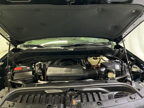 Certified 2019 Chevrolet Silverado 1500 LTZ w/ LTZ Premium Package image 15