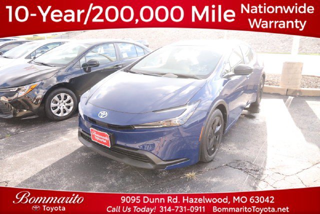 New 2027 Toyota Prius LE FWD image 1