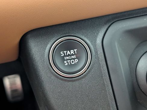 Used 2023 Land Rover Defender 130 X AWD/4WD image 21