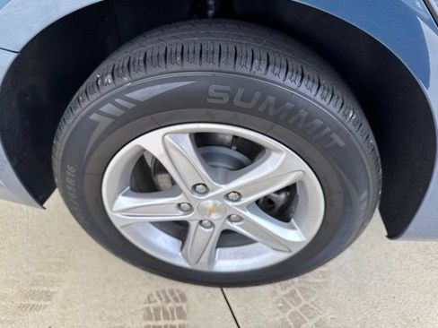 Used 2024 Chevrolet Malibu LT FWD image 33