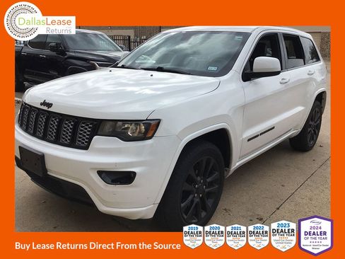Used 2018 Jeep Grand Cherokee Altitude image 1
