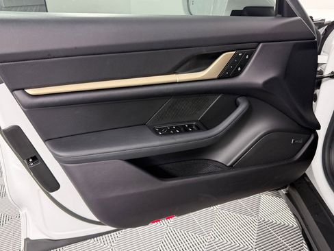 Used 2022 Porsche Taycan 4 Cross Turismo image 14