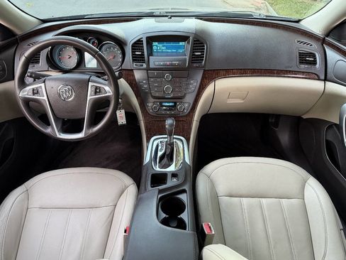 Used 2012 Buick Regal Leather image 18
