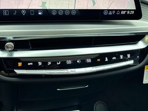 New 2026 Cadillac Lyriq V w/ LPO, Floor Liner Package AWD/4WD image 23
