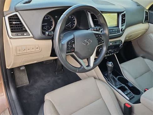 Used 2017 Hyundai Tucson Limited w/ Limited Ultimate Package 03 image 10