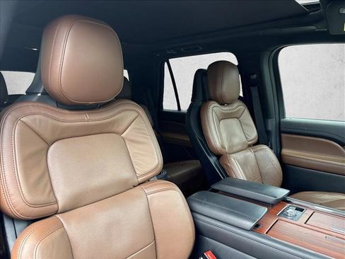 Used 2024 Lincoln Navigator Reserve AWD/4WD image 26