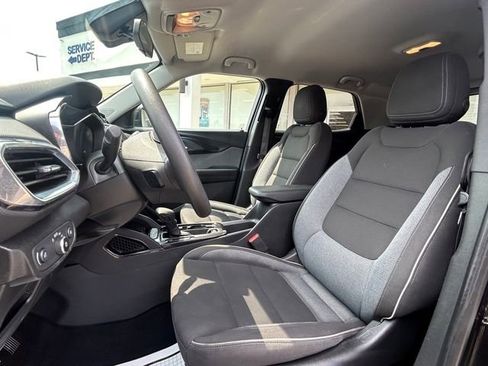 Used 2023 Chevrolet TrailBlazer LT image 10