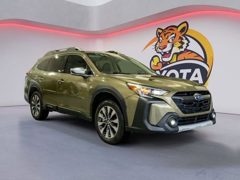 Used 2024 Subaru Outback Touring XT image 3