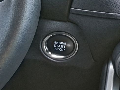 Used 2023 Honda Pilot Elite image 11